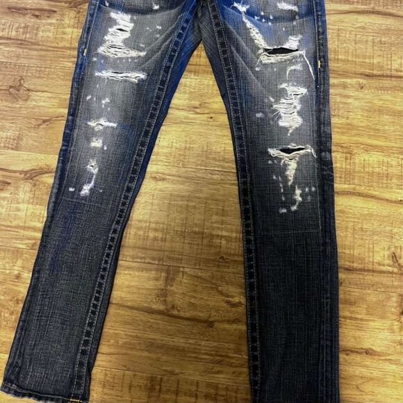 Skulls and roses True Religion Jeans - Picture 7 of 7